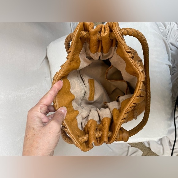 FILIPPA SWEET Stockholm tan leather shoulder bag - Picture 11 of 16